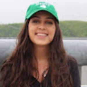 Meet your Posher, Danielle